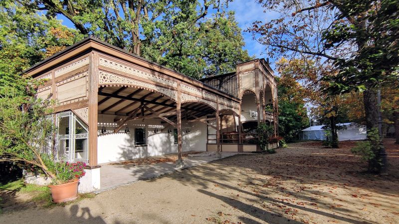 Musikpavillon Wilde Rose Bierkeller