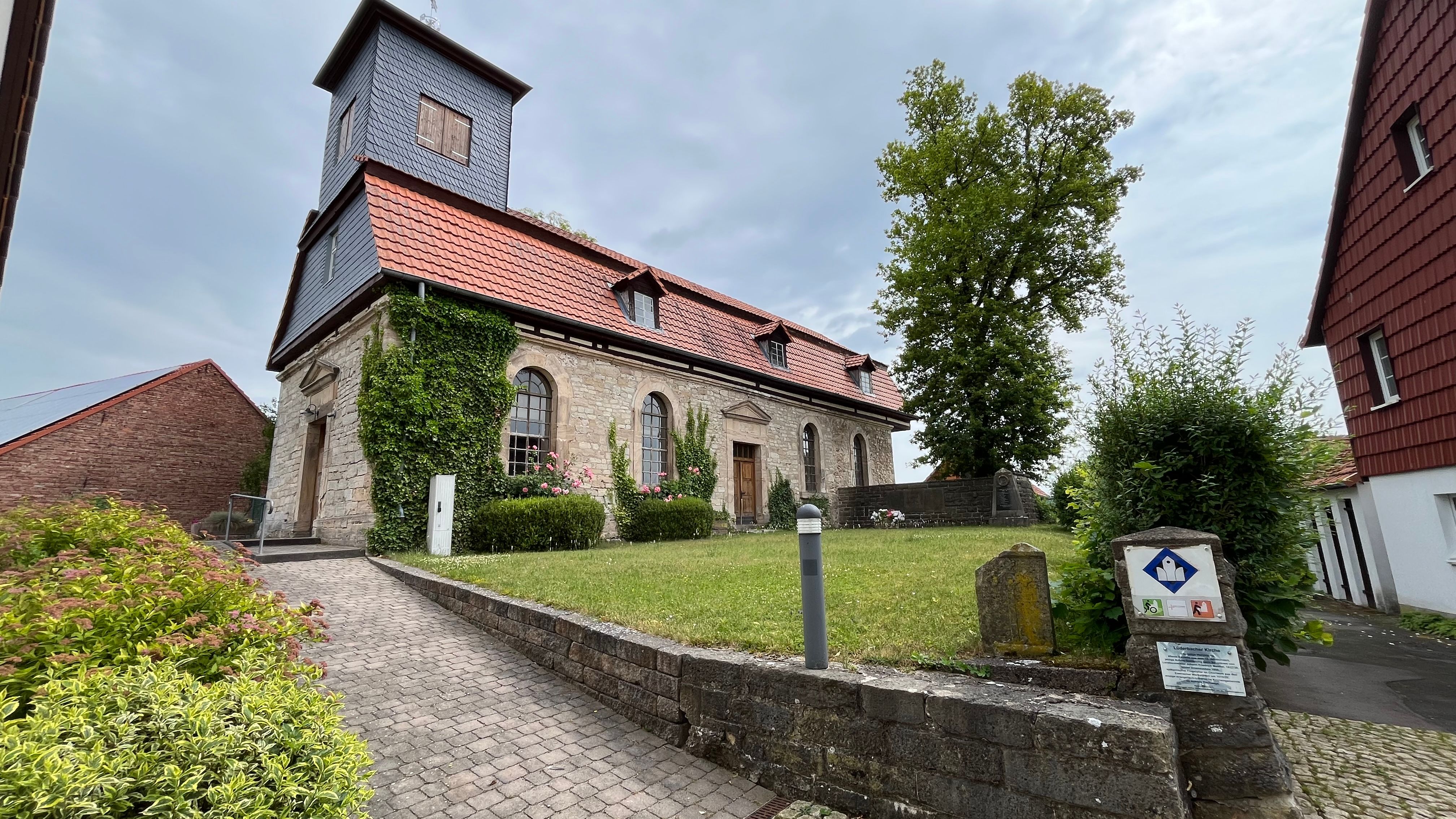 Ev. Kirche Lüderbach