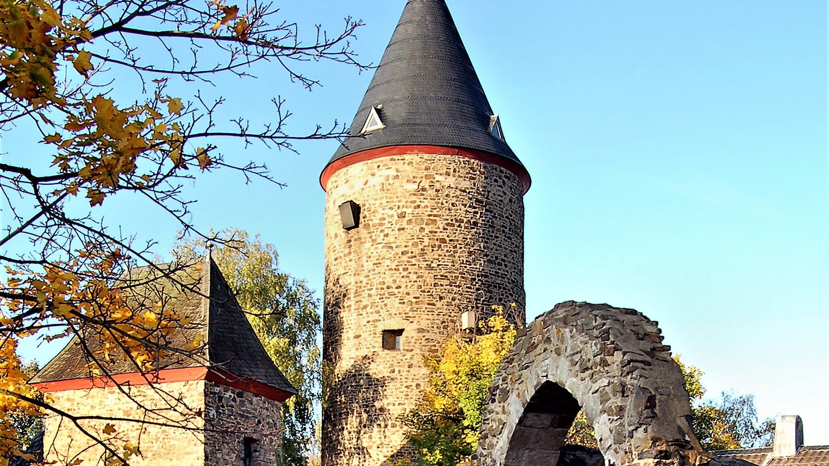 Rheinbacher Burg