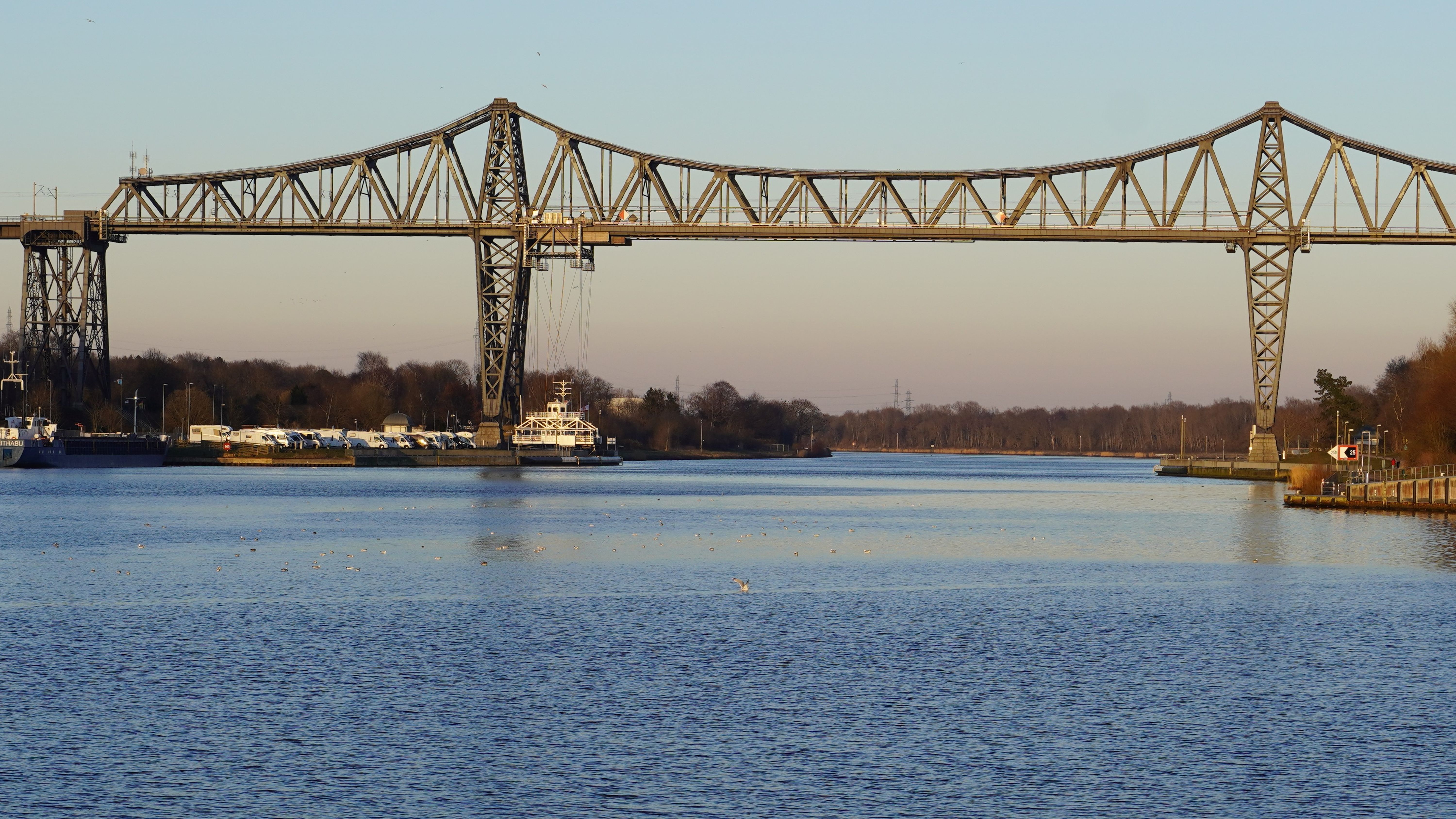 Eisenbahnhochbrücke Rendsburg und Schwebefähre