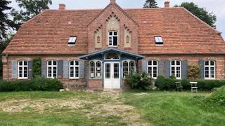 Pfarrhaus und Kirche Groß Tessin